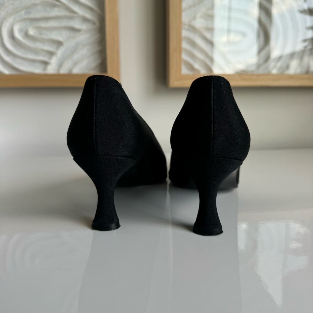 Stuart Weitzman Low Black Pointed Toe Heels - image 6